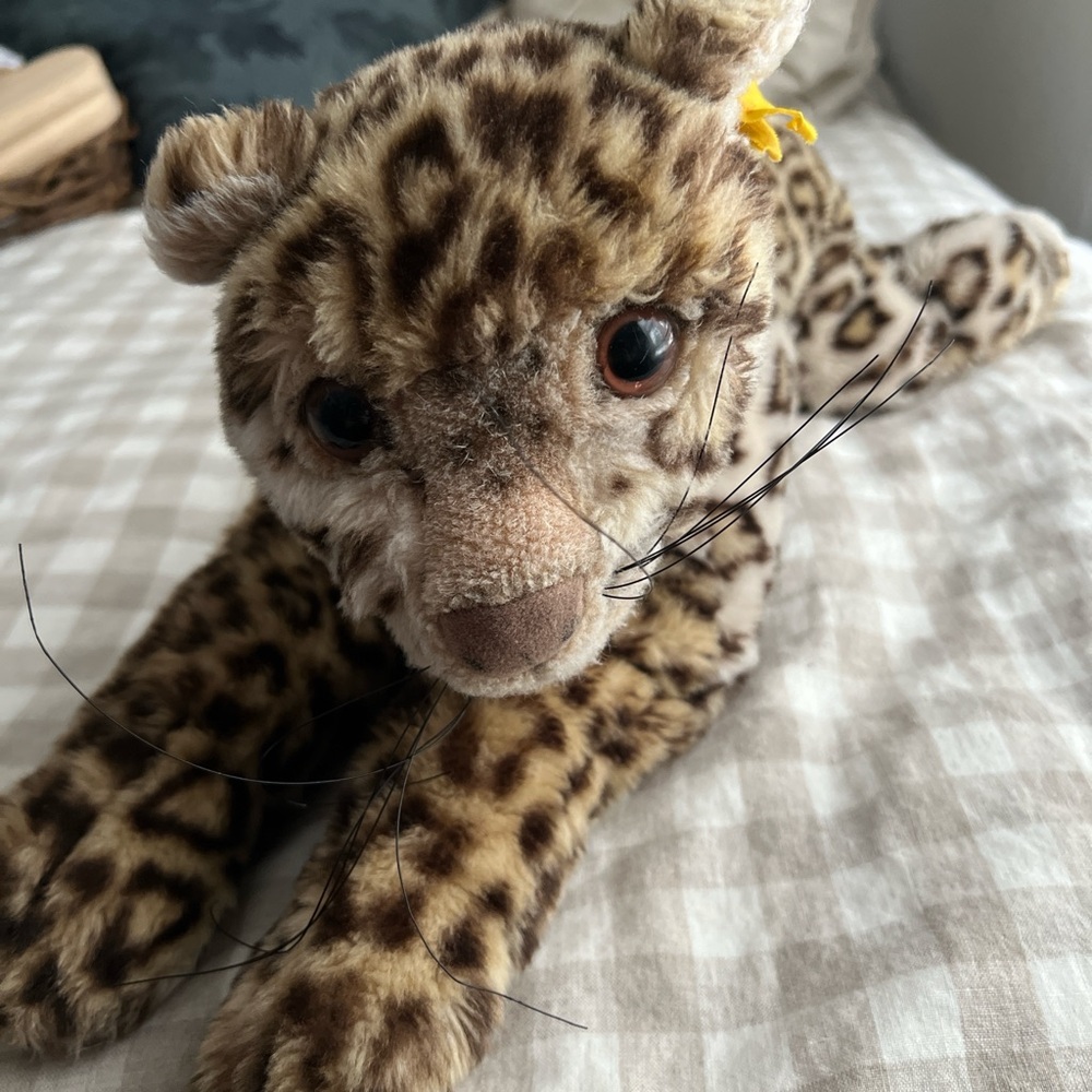 Vintage Steiff Molly Leopard Plush 24” Stuffed Animal w/ Button & Yellow Tag